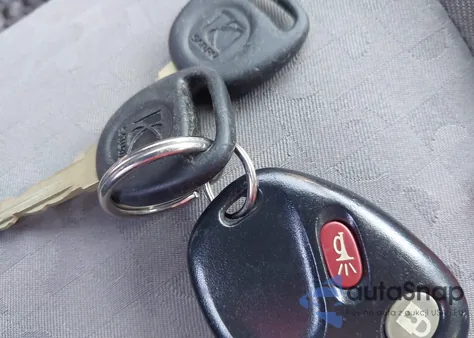 2006 Saturn Vue 4 Cyl from USA, damaged, VIN 5GZCZ33D36S809183